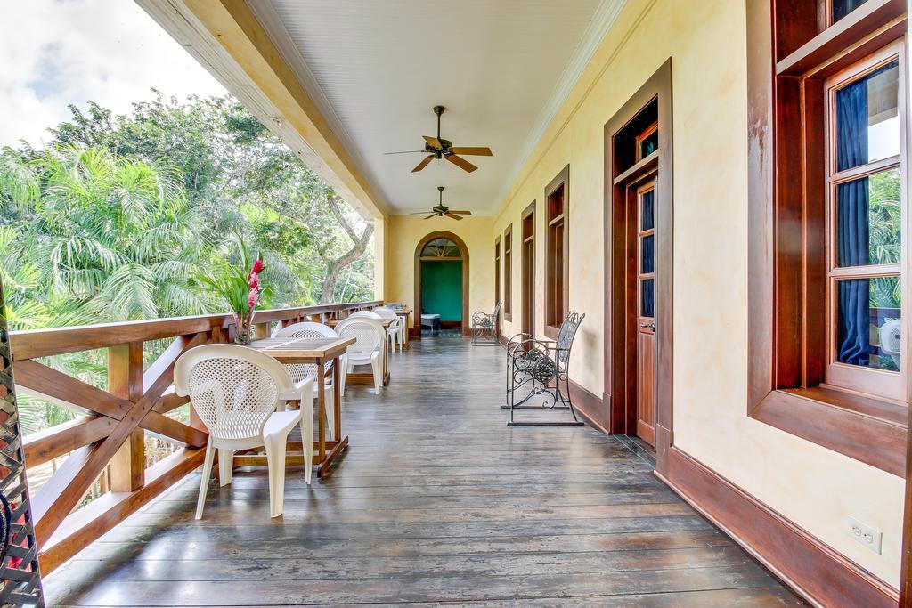 Colonial Suite @ Mahogany Hall San Ignacio Exterior foto